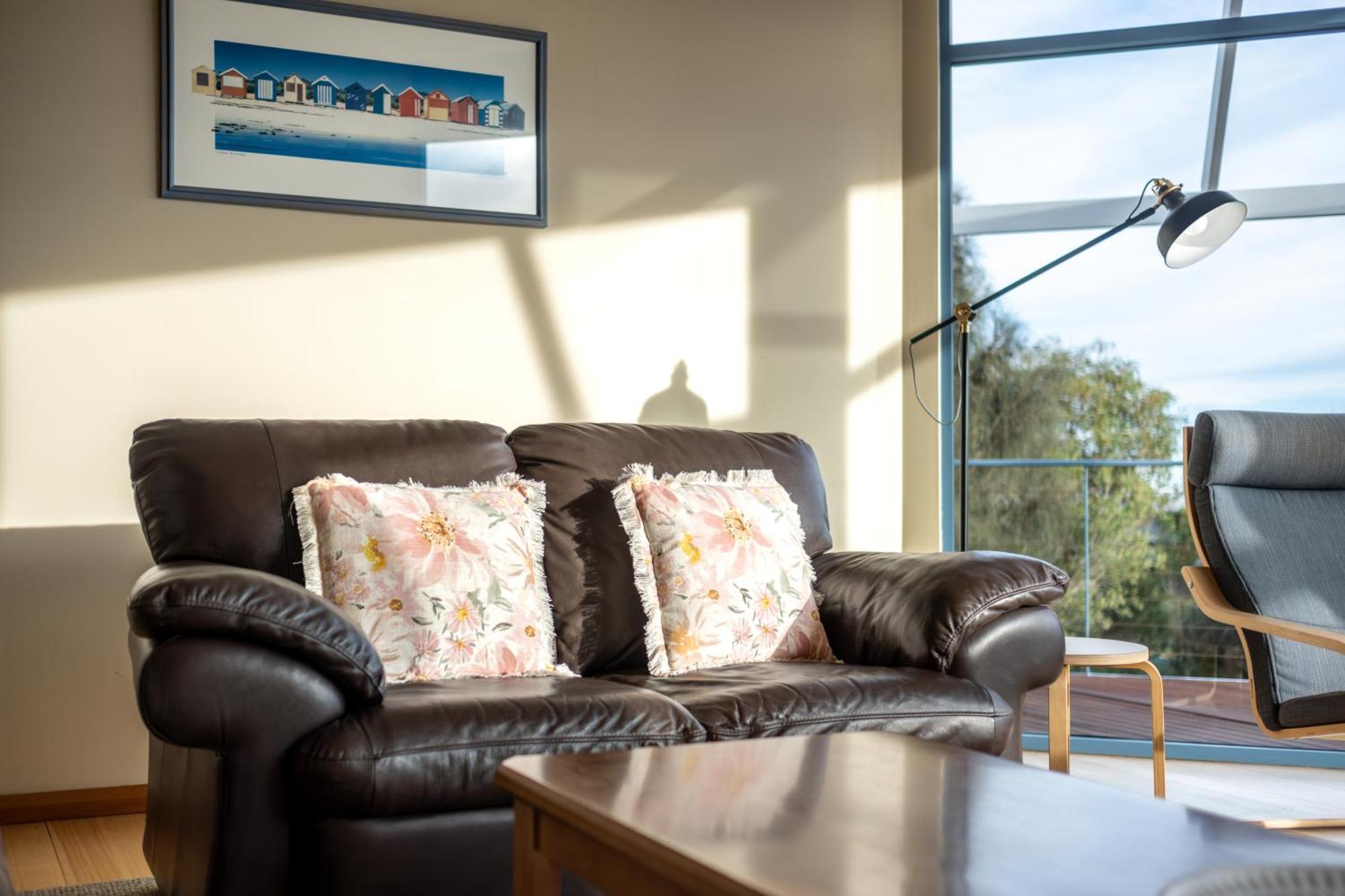 Waterline Holiday Home Coles Bay Buitenkant foto