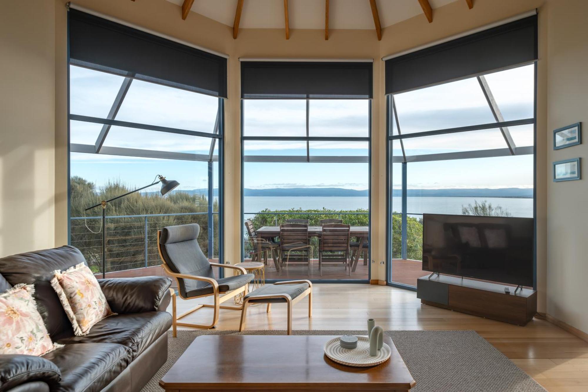 Waterline Holiday Home Coles Bay Buitenkant foto